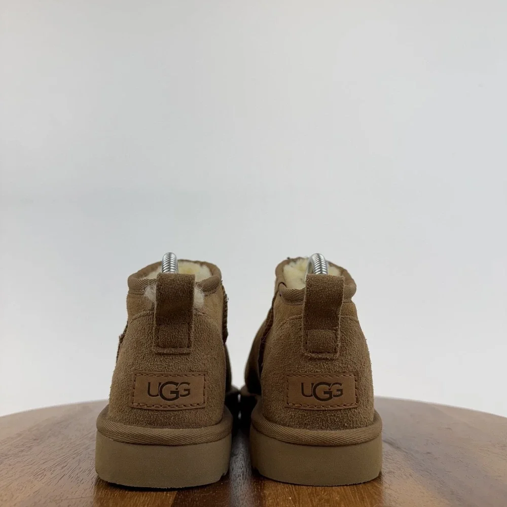 Womens Ugg Classic Ultra Mini Tan Shearling Lined Comfort Boots Size 7 M GUC - Picture 6 of 9